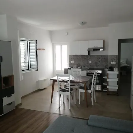 Apartment Rab Town Exterior photo