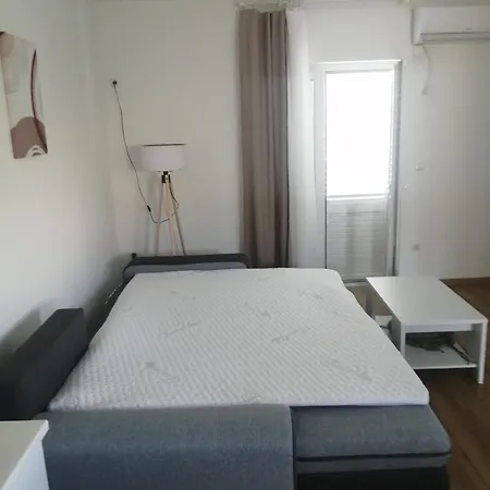 Apartment Rab Town Exterior photo