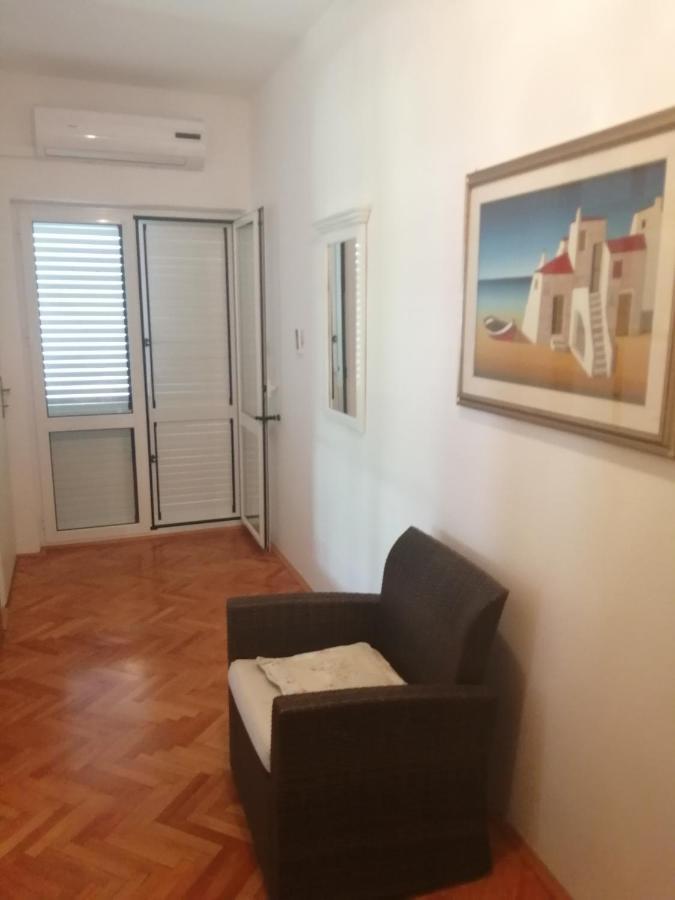 Apartment Apartment