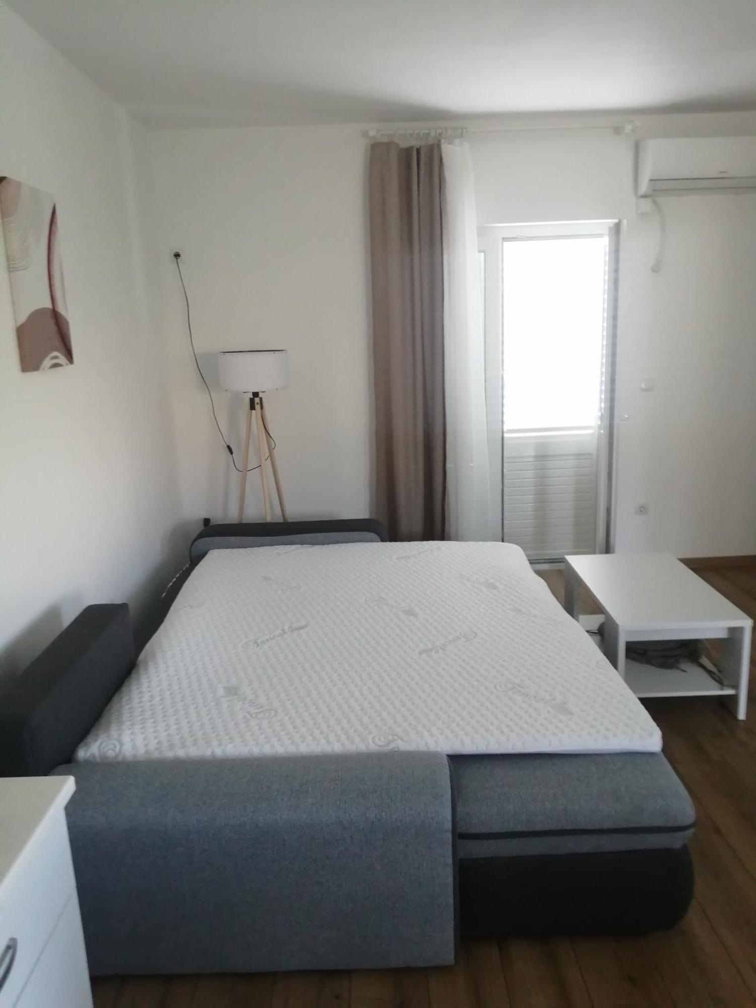 Apartment Apartment