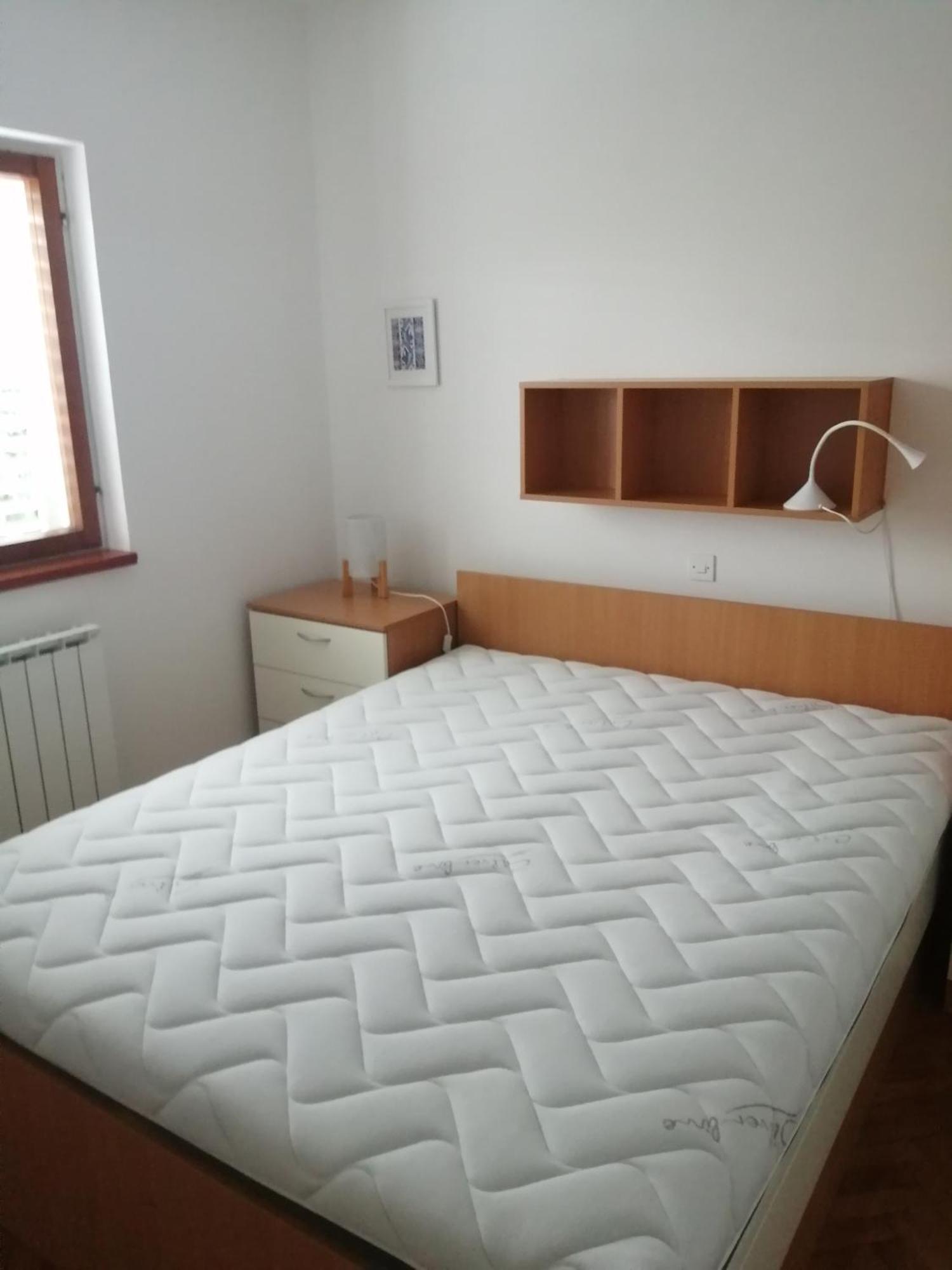Apartment Apartment *