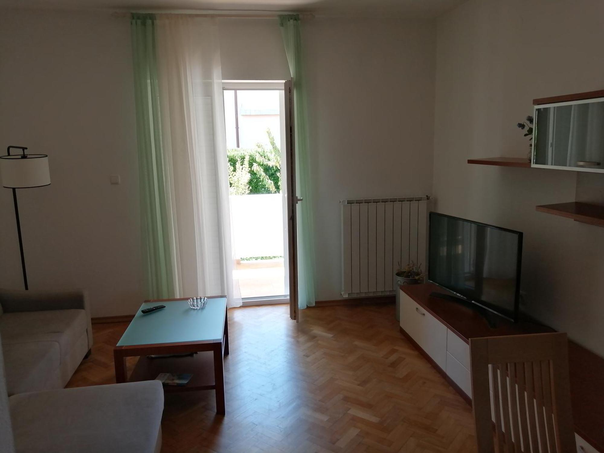 Apartment *